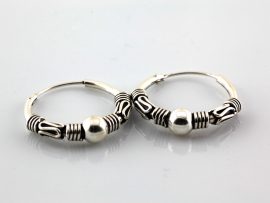 Uhani 2-372
